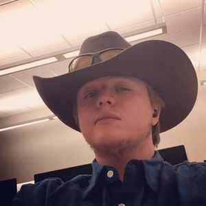 Meet your Posher, Ethan